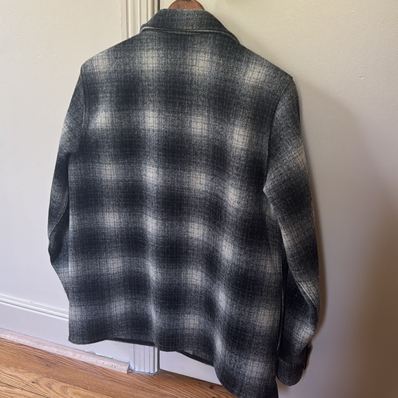 Filson Women’s made in USA wool plaid jacket shirt coat grey M - Picture 3 of 3